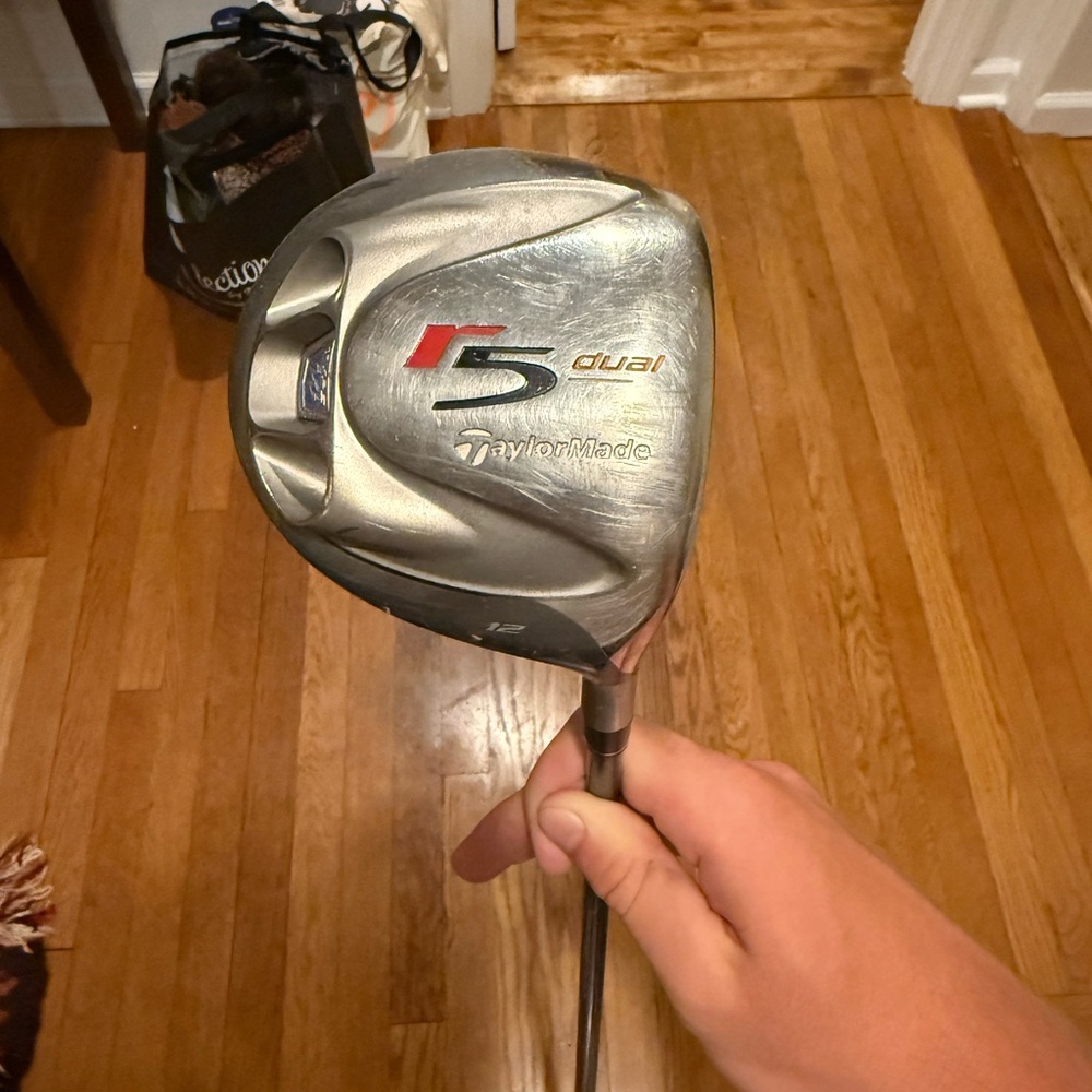 Pre-owned TaylorMade r5 Dual Driver